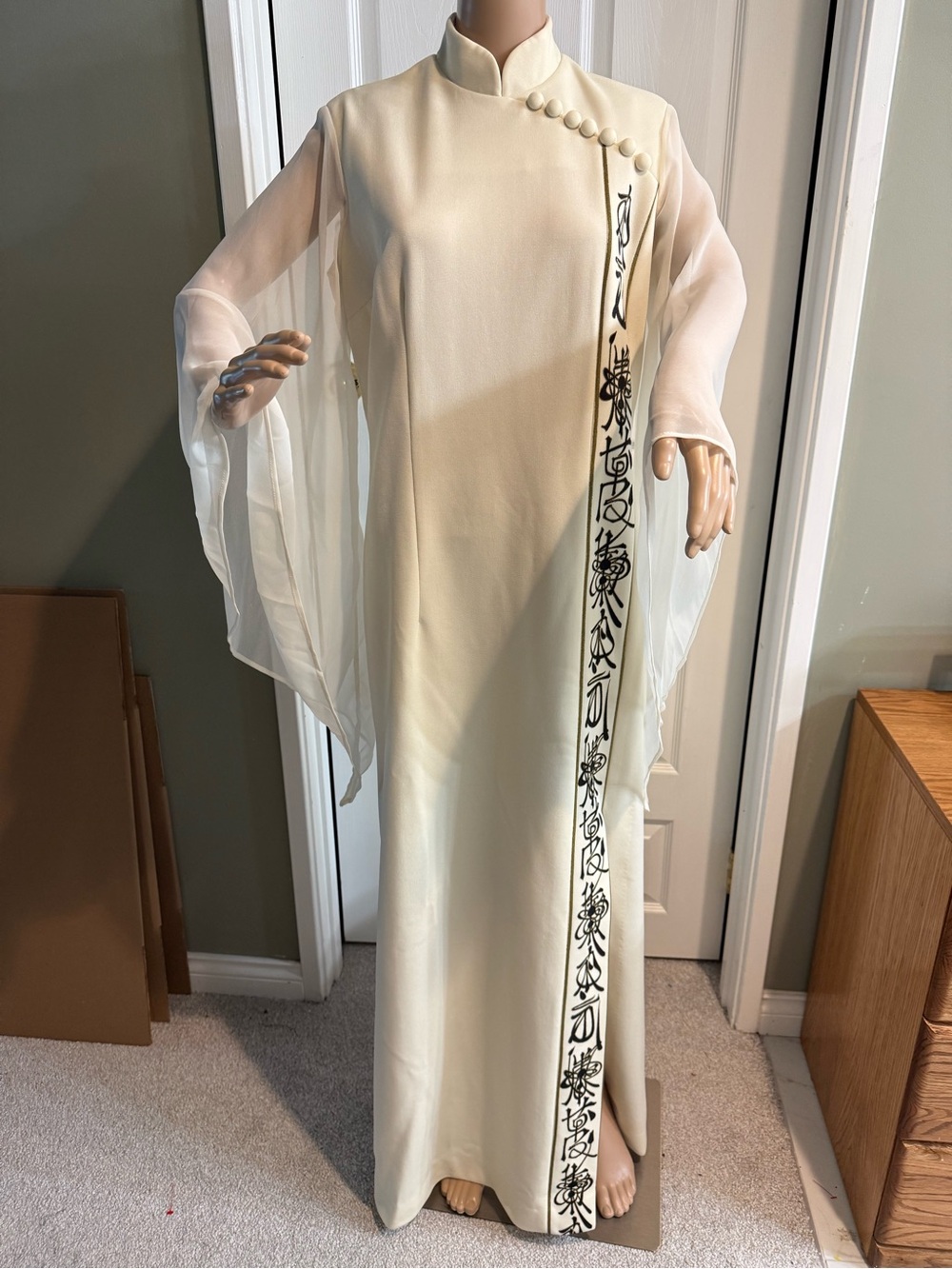 Vintage Alfred Shaheen Honolulu White Maxi Dress Angel Sleeve Calligraphy 12